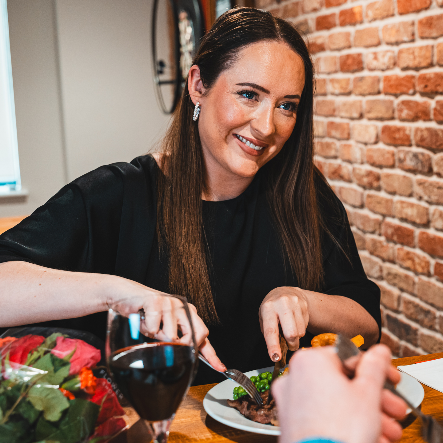 Valentine’s Weekend Dining & Treat Menu at The Oak Tree in Rednal