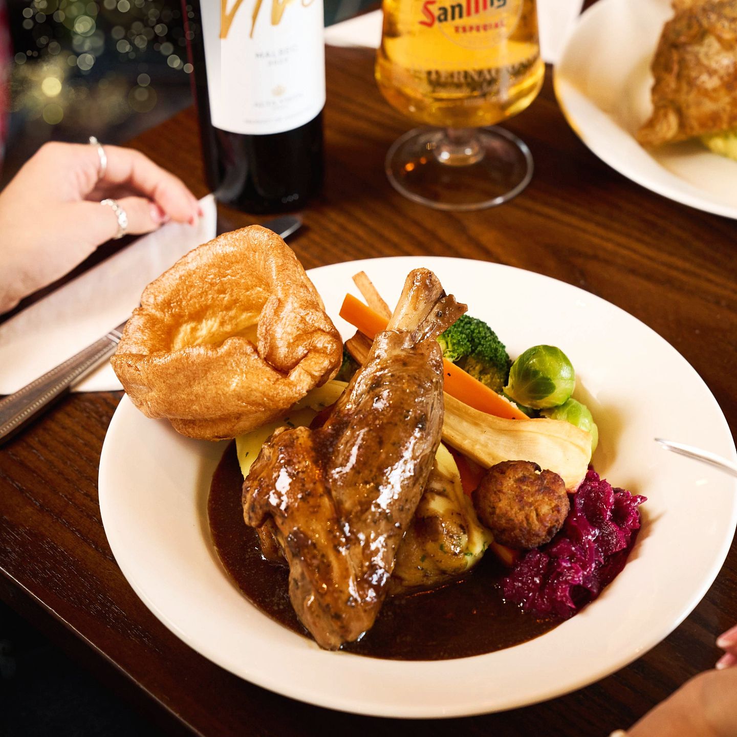 Christmas Day 2025 Lunch, Dinner & Dining at The Oak Tree in Rednal